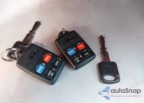 1995 Ford Mustang Gt/Gts из США, поврежденный, VIN 1FALP45T3SF179904